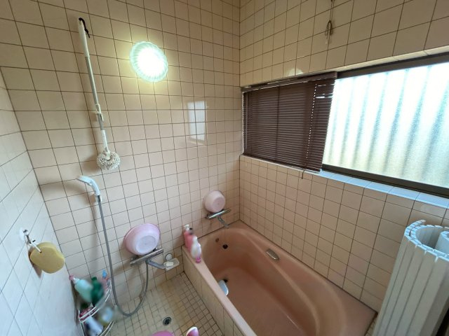 栃木市仲方町　中古戸建の浴室