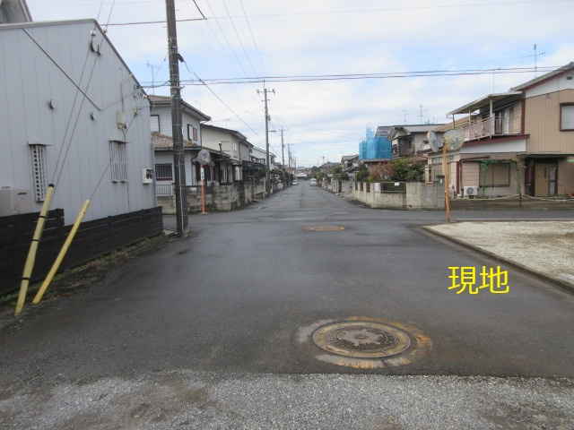 【仲介手数料無料】新築戸建　深谷市岡里13-1（全1棟）の前面道路含む現地写真