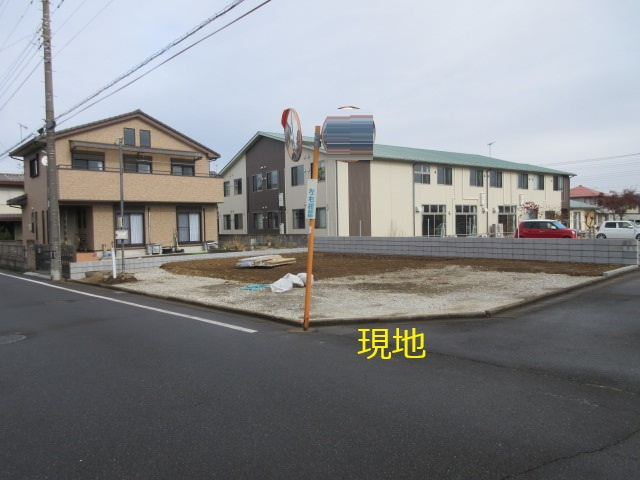 【仲介手数料無料】新築戸建　深谷市岡里13-1（全1棟）の前面道路含む現地写真