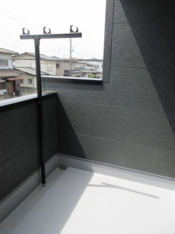 【仲介手数料無料】新築戸建　深谷市岡里13-1（全1棟）のバルコニー