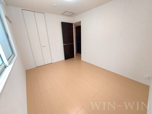 グランドソレイユ A棟の寝室