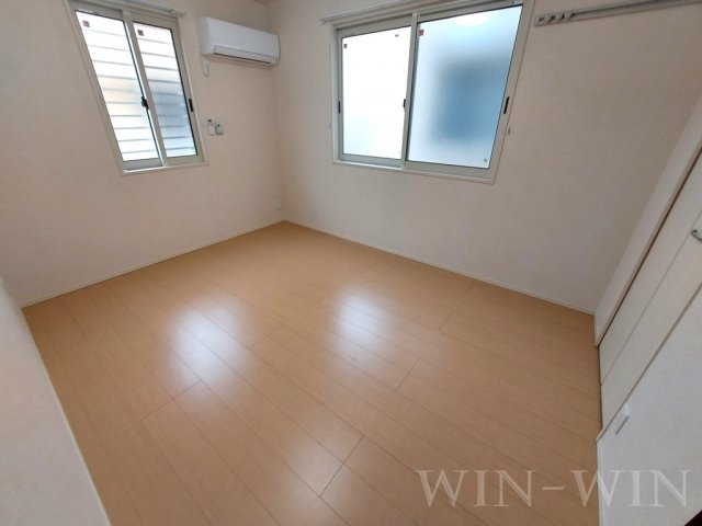 グランドソレイユ A棟の寝室