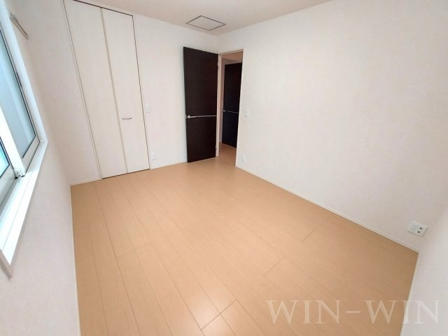 グランドソレイユ A棟の寝室