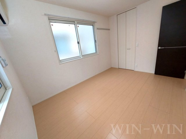 グランドソレイユ A棟の寝室