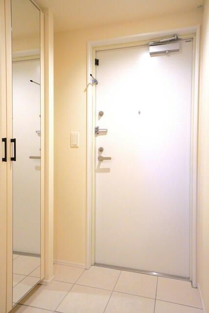 ＣＲＥＡＴＩＦ池袋の玄関