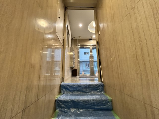 大久保ビル地下　B1の内装