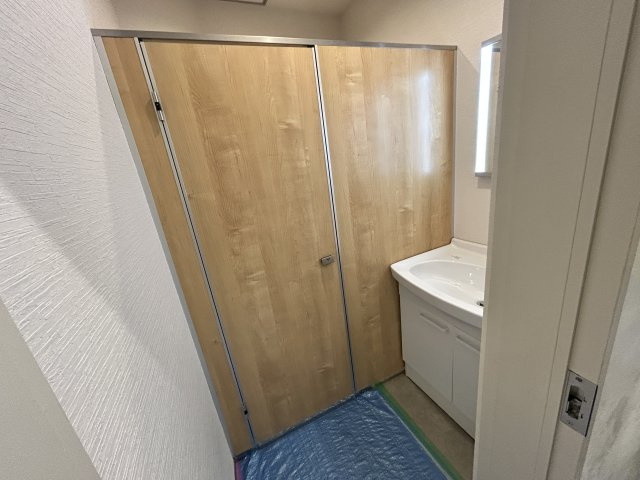 大久保ビル地下　B1の収納