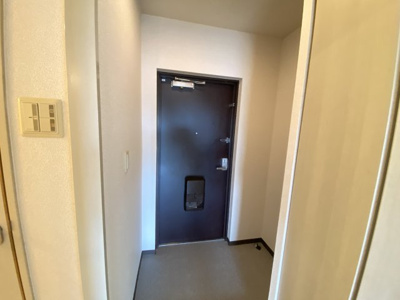 【玄関】 | セントエルモ高石