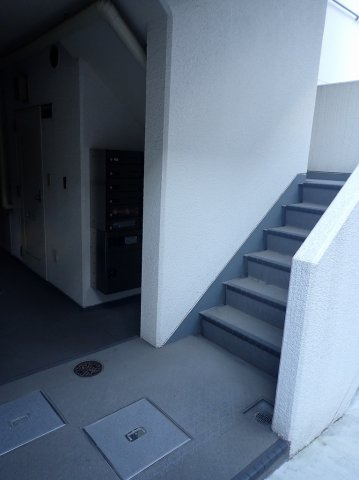 グリーンハイツ本郷のエントランス