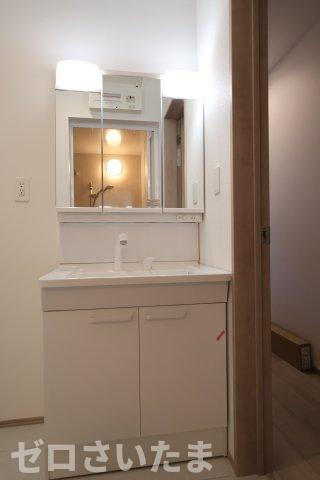 《仲介手数料無料》北区盆栽町535-2新築一戸建てハートフルタウンの独立洗面台