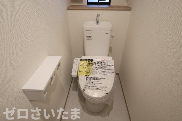 《仲介手数料無料》北区盆栽町535-2新築一戸建てハートフルタウンのトイレ