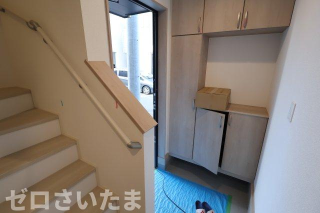 《仲介手数料無料》北区盆栽町535-2新築一戸建てハートフルタウンの玄関