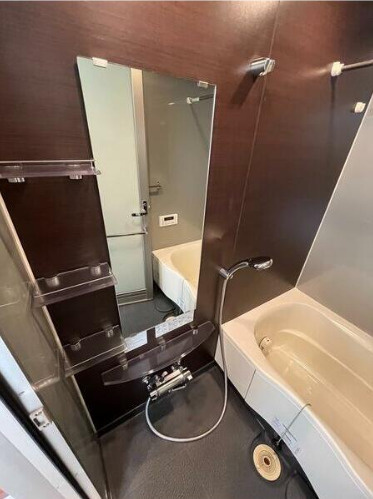 JMFレジデンス世田谷三宿　ペット相談　最上階　ネット0　南向きの浴室