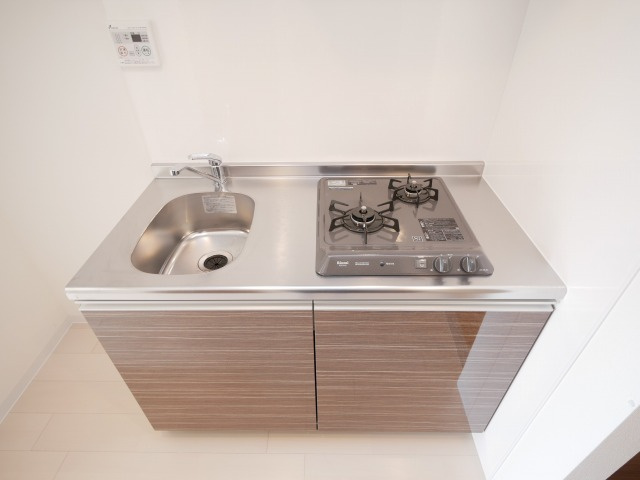 Luxe新大阪IVのキッチン