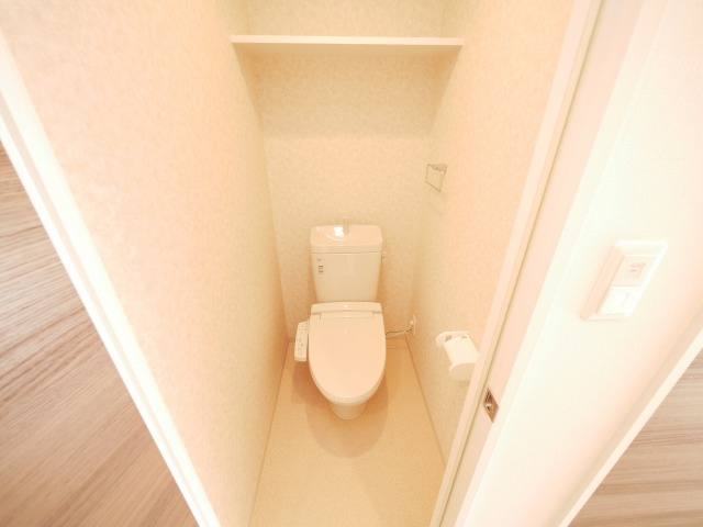 Luxe新大阪IVのトイレ