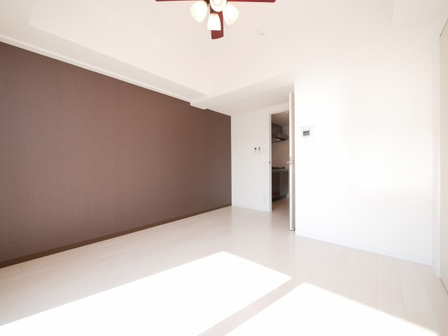 Luxe新大阪IVの居間・リビング