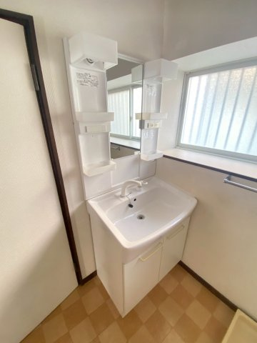 【独立洗面台】