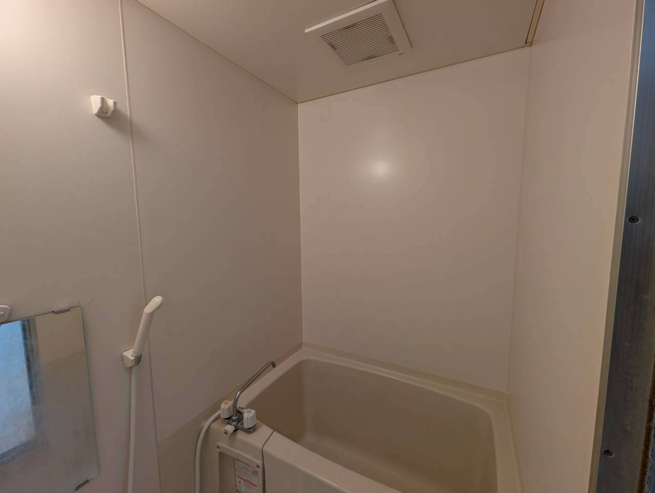 ハイツ桜ヶ丘の浴室