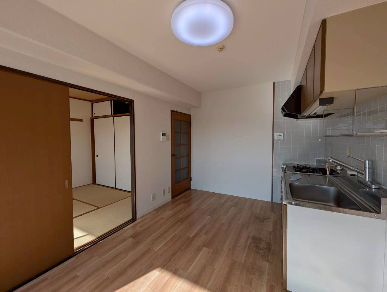 ハイツ桜ヶ丘の居間・リビング