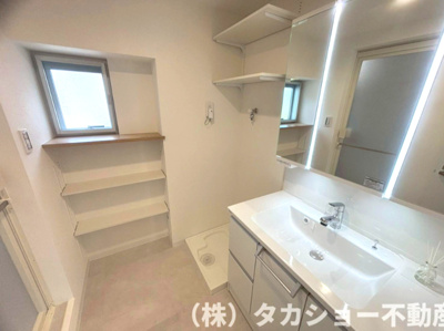 【浴室】 | 検見川アートホームズ　2号棟 | お風呂には窓が御座います。