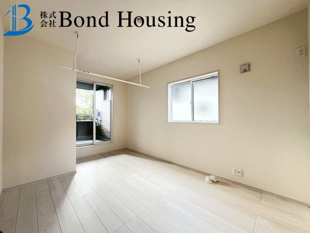 WIC等収納豊富・南向きバルコニー　竹の台1丁目　全2棟　2号棟の寝室