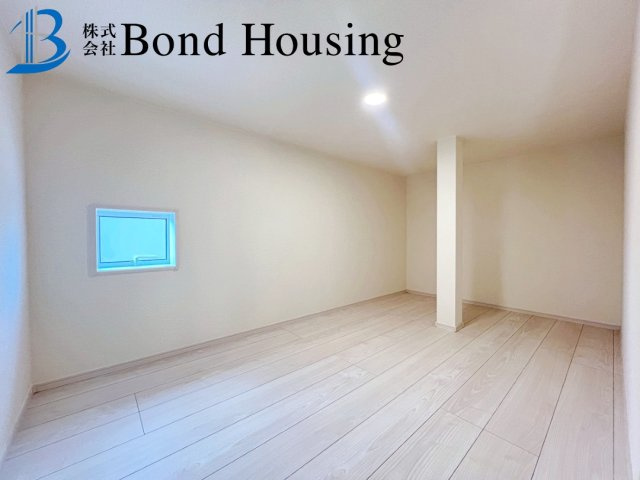 WIC等収納豊富・南向きバルコニー　竹の台1丁目　全2棟　2号棟の子供部屋