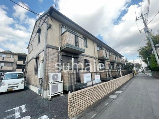 ウィスタリア　Dの外観|２階建てのアパート