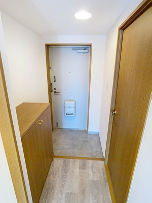 【玄関】 | リヴェールド和泉