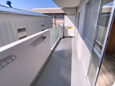 【バルコニー】 | リヴェールド和泉