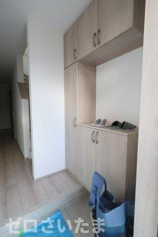 《仲介手数料無料》北区盆栽町535-2新築一戸建てハートフルタウンの玄関