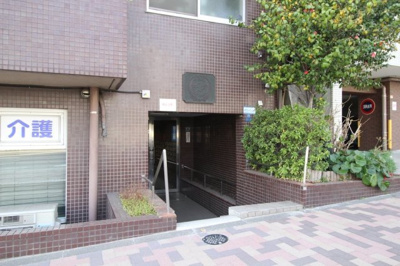 【エントランス】 | マック千束コート