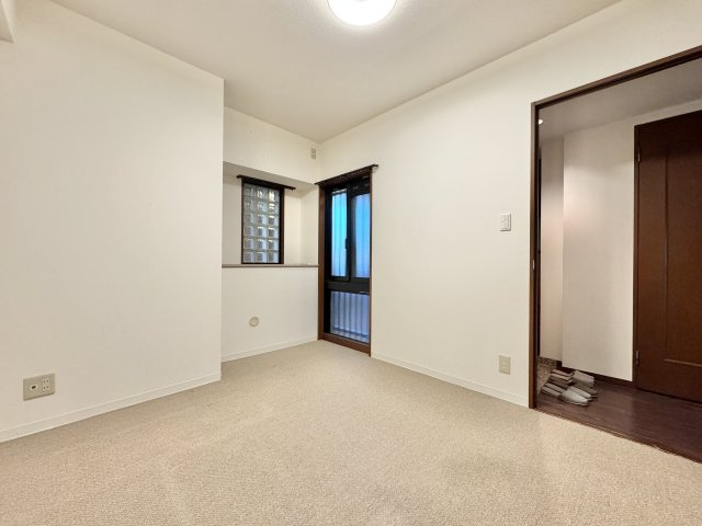 ナイスステージ葵東の洋室|ゆとりあるプライベート空間の確保が可能です！　