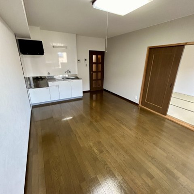 【居間・リビング】 | 東英ハイツ壱番館