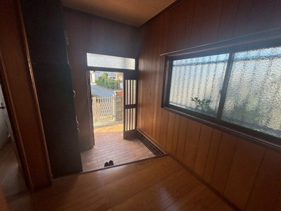 【玄関】 | 丹波篠山市山内町　貸家