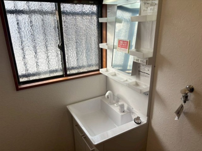 【洗面所】 | 丹波篠山市山内町　貸家