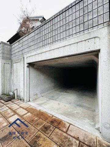 筑紫野市天拝坂２丁目　戸建ての駐車場