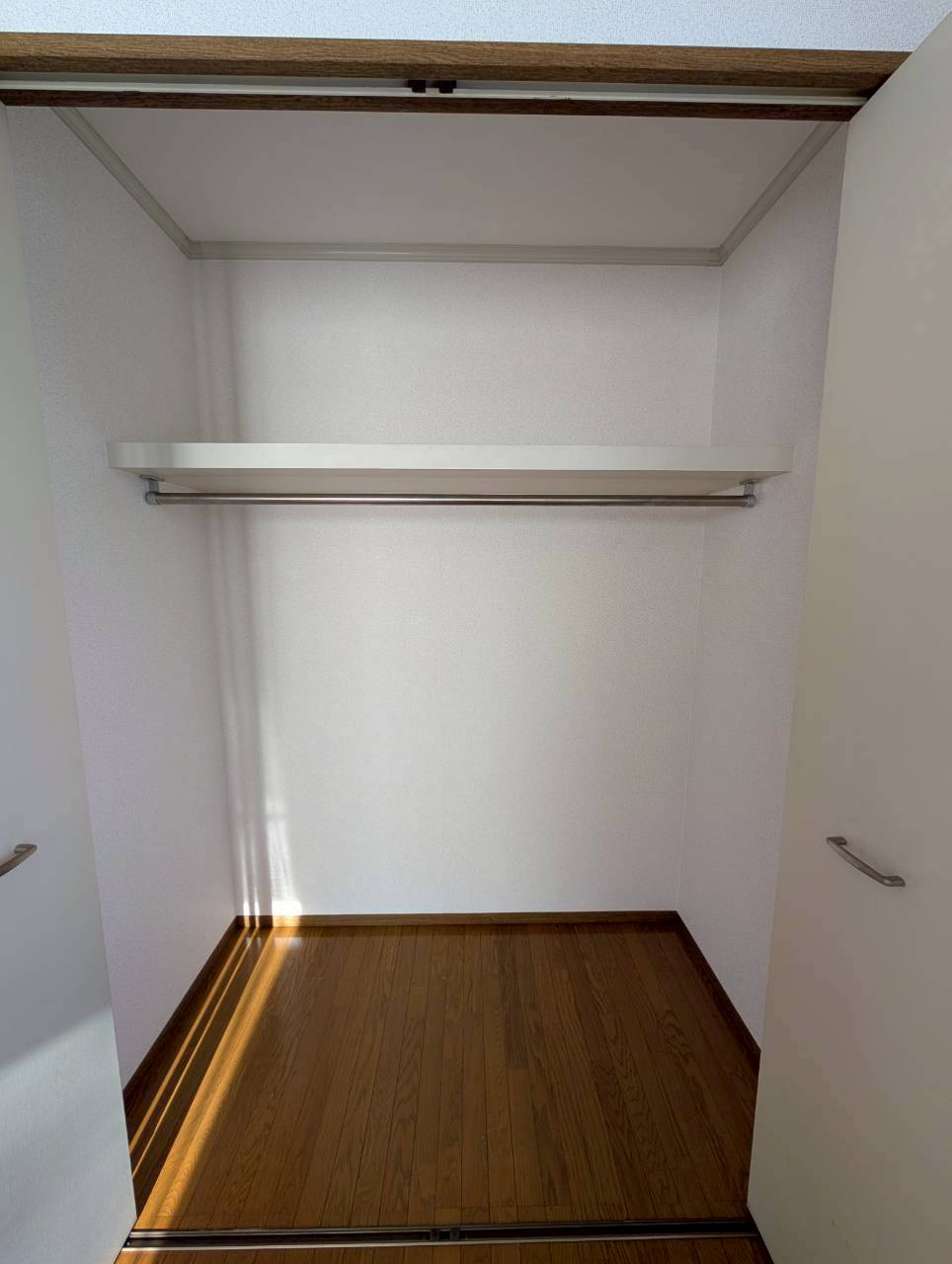 只上町貸戸建ての収納