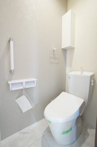 リーブルガーデン常滑市港町　1号棟のトイレ|水機能付き温水洗浄便座です！！