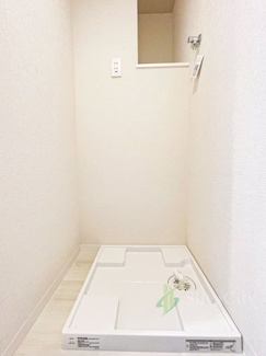 【ランドリースペース】 | ローヤルハイツ氷川 | 洗濯機置き場