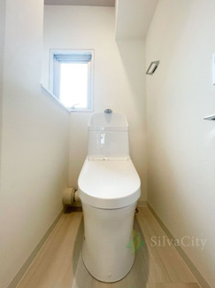 【トイレ】 | ローヤルハイツ氷川 | トイレ温水便座機能付き