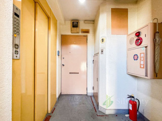 【その他共用部分】 | ローヤルハイツ氷川 | 廊下