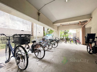 【駐輪場】 | ローヤルハイツ氷川 | 駐輪場