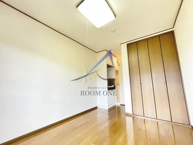 リビエラの居間・リビング|洋室のお部屋です。