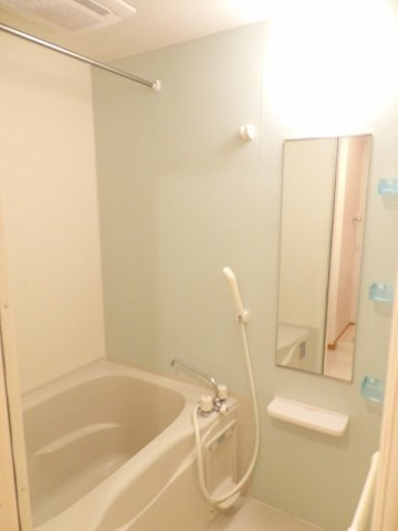 【浴室】 | ヒルサイド　Ｂ