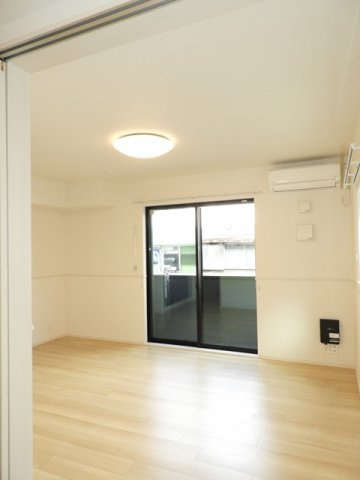 【居間・リビング】 | アビテ　オヴェスト　カンオン