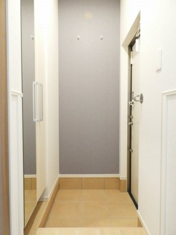 【玄関】 | アビテ　オヴェスト　カンオン