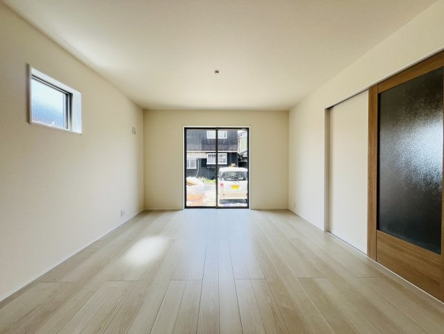 高浜市呉竹町六丁目5番地24『仲介手数料無料』新築一戸建て・建売の居間・リビング