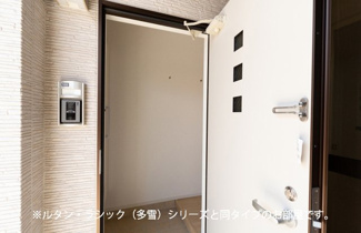 【玄関】 | フォンテーヌⅢ　Ｃ | シンプルで使いやすい玄関です