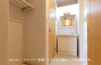 【洗面所】 | フォンテーヌⅢ　Ｃ | 洗面所です