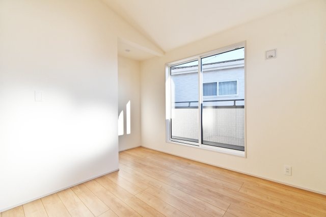 蓮田市西城1丁目全1棟　1号棟の洋室|洋室②：